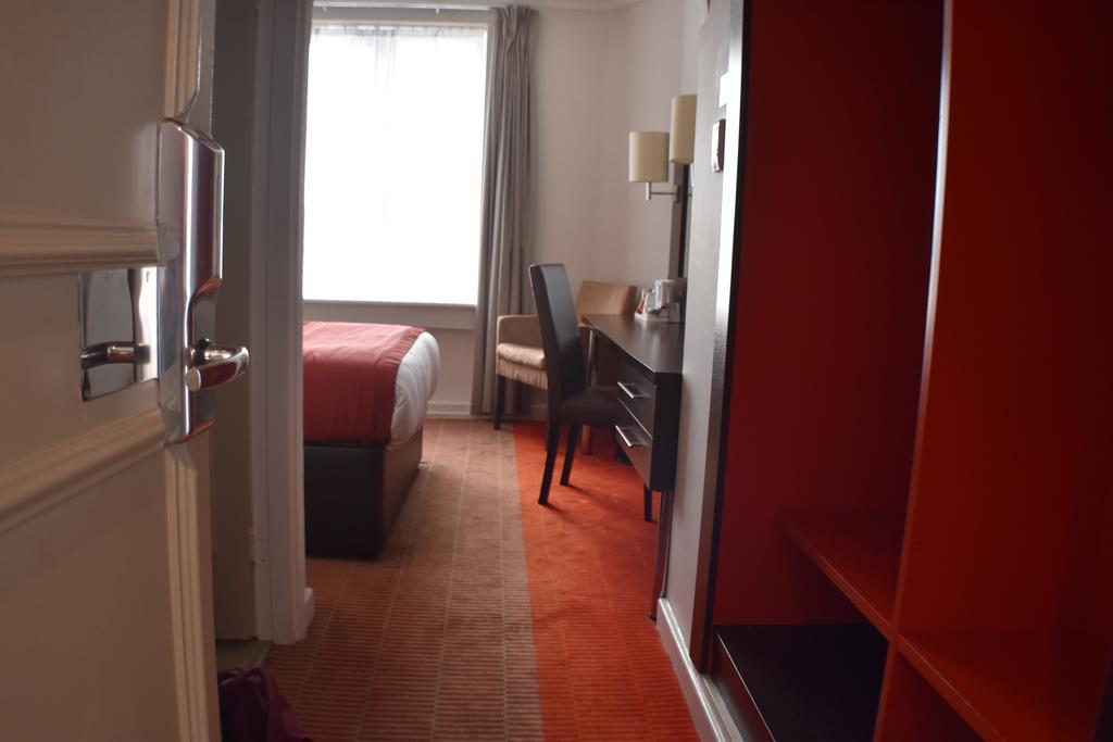 The Dragon Hotel Swansea Zimmer foto